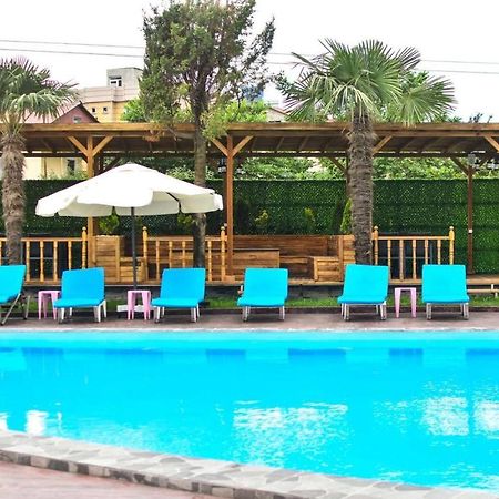 Hotel Genatsvale Батуми Экстерьер фото